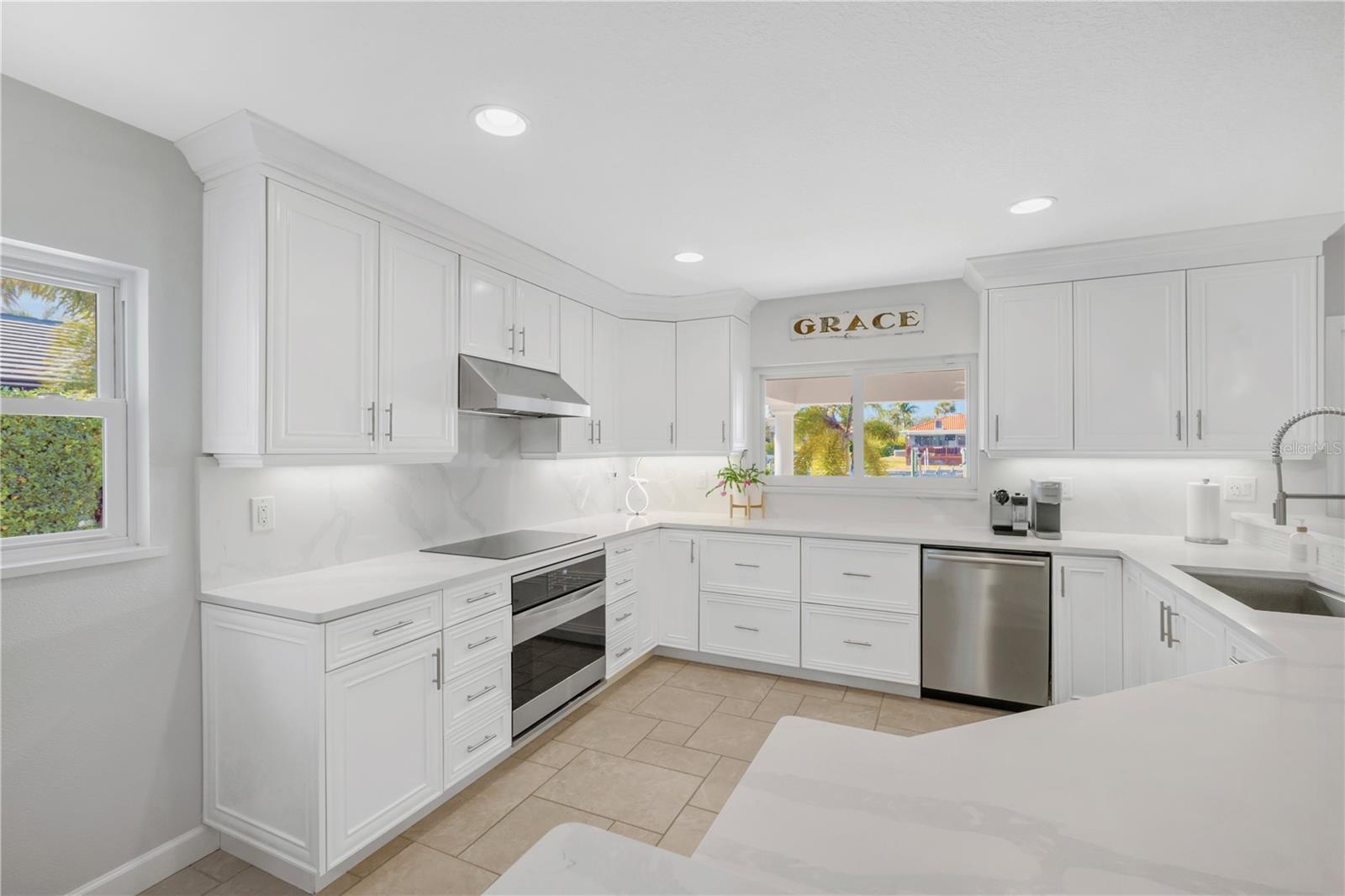 Image 15 of 55 For 1963 Michigan Avenue Ne