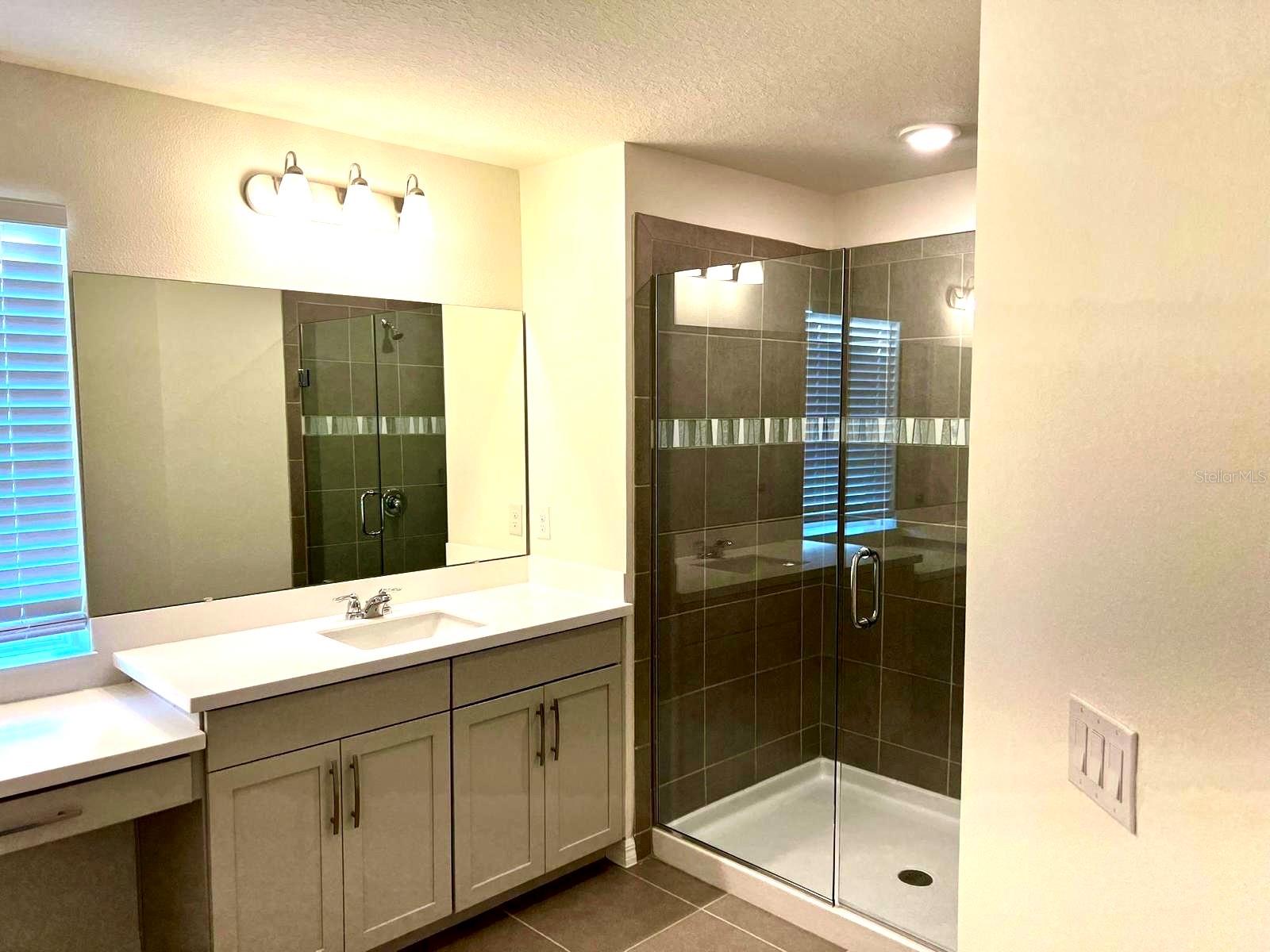 Image 4 of 5 For 1756 Stamen Drive