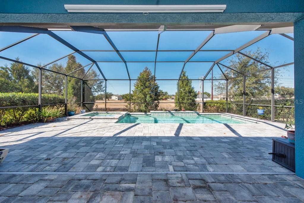 Image 26 of 49 For 3419 Woodmont Drive