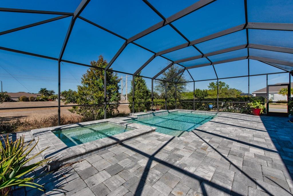 Image 29 of 49 For 3419 Woodmont Drive