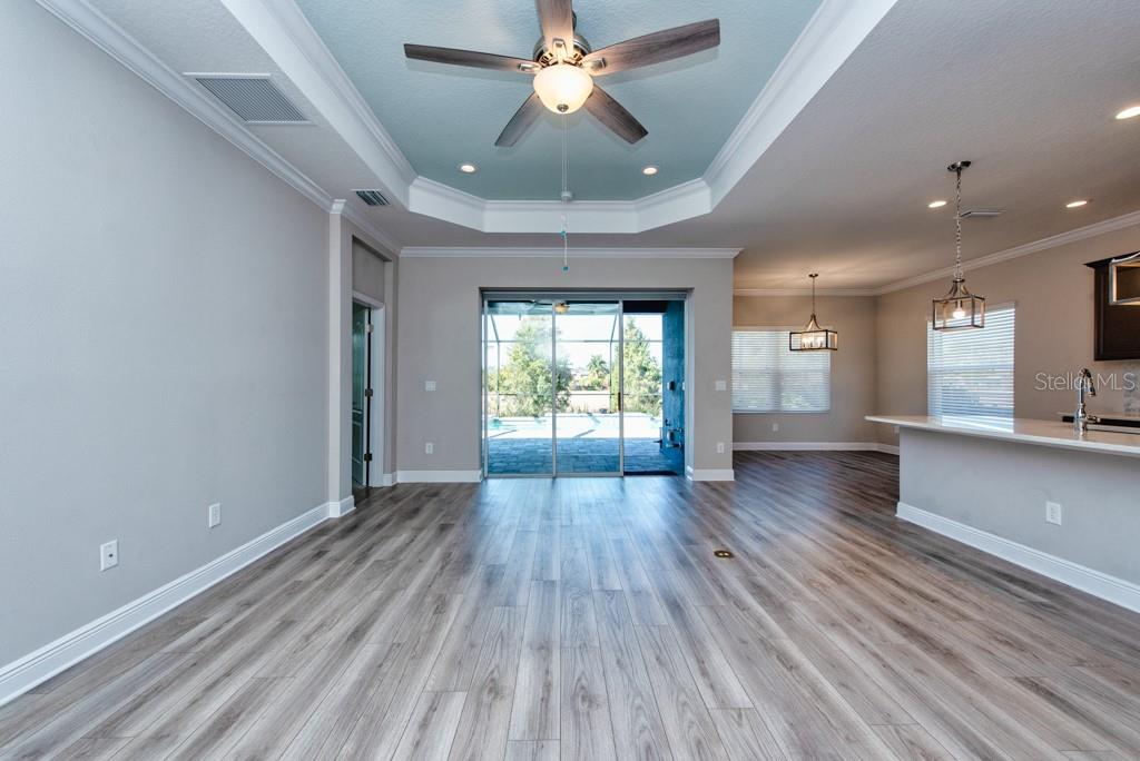 Image 5 of 49 For 3419 Woodmont Drive