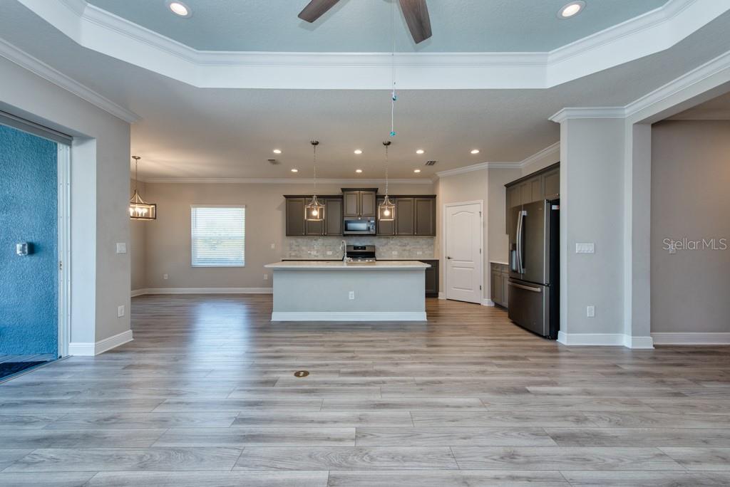 Image 6 of 49 For 3419 Woodmont Drive