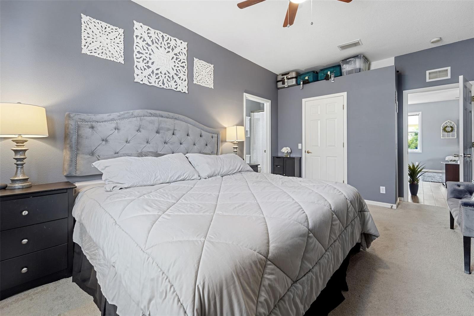 Image 17 of 33 For 4247 Day Bridge Place