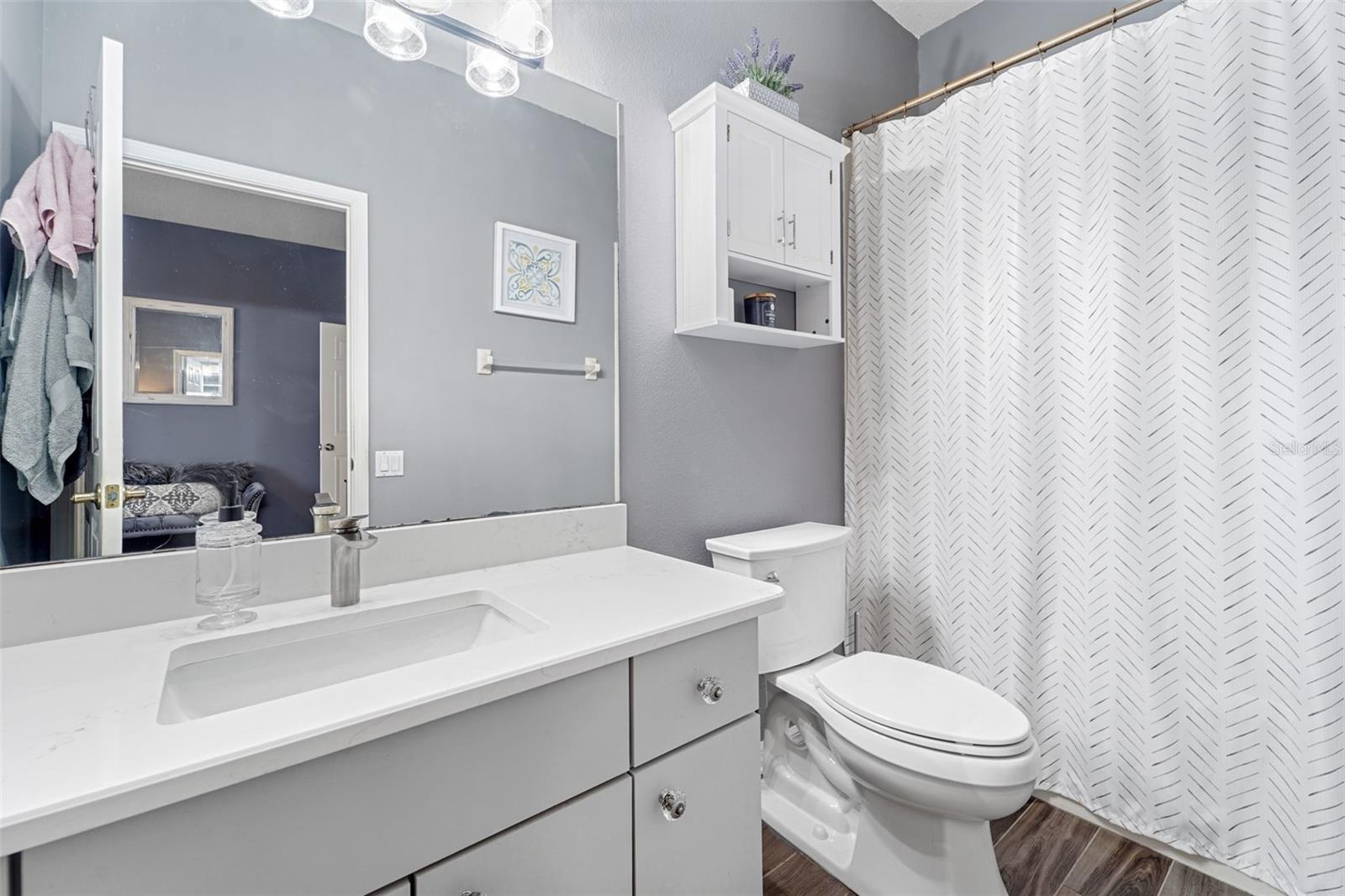 Image 18 of 33 For 4247 Day Bridge Place