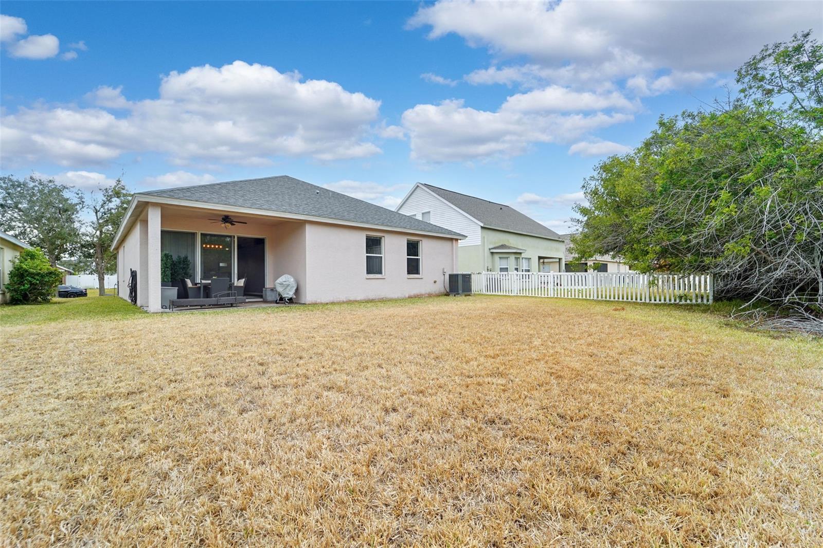 Image 24 of 33 For 4247 Day Bridge Place