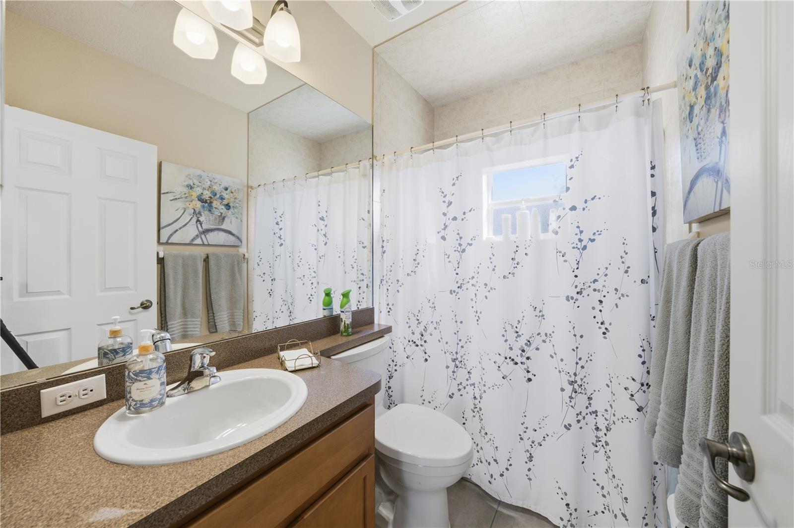 Image 21 of 54 For 13642 Thoroughbred Drive