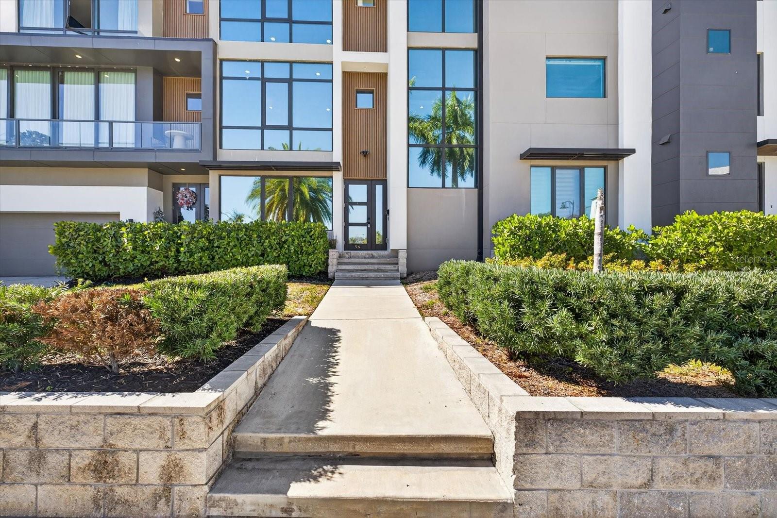 Details for 94 Davis Boulevard, TAMPA, FL 33606