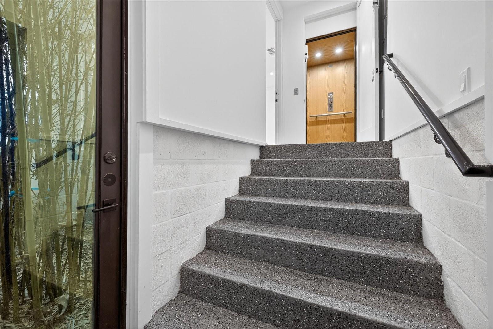 Image 13 of 64 For 94 Davis Boulevard