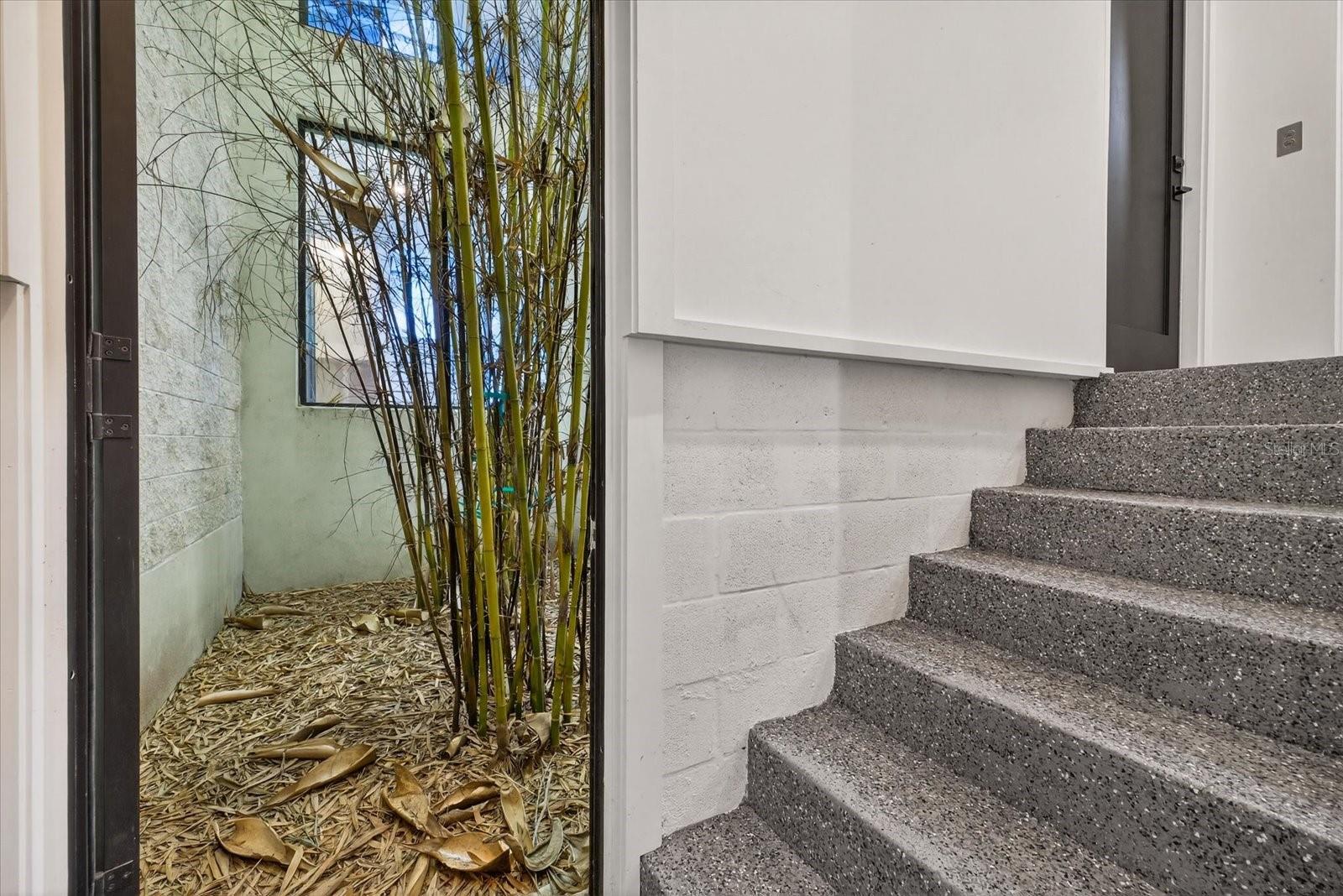 Image 14 of 64 For 94 Davis Boulevard