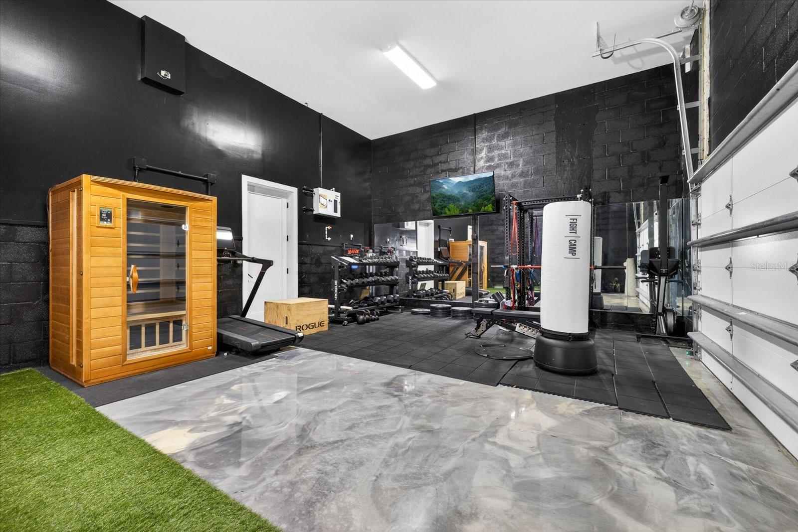 Image 15 of 64 For 94 Davis Boulevard