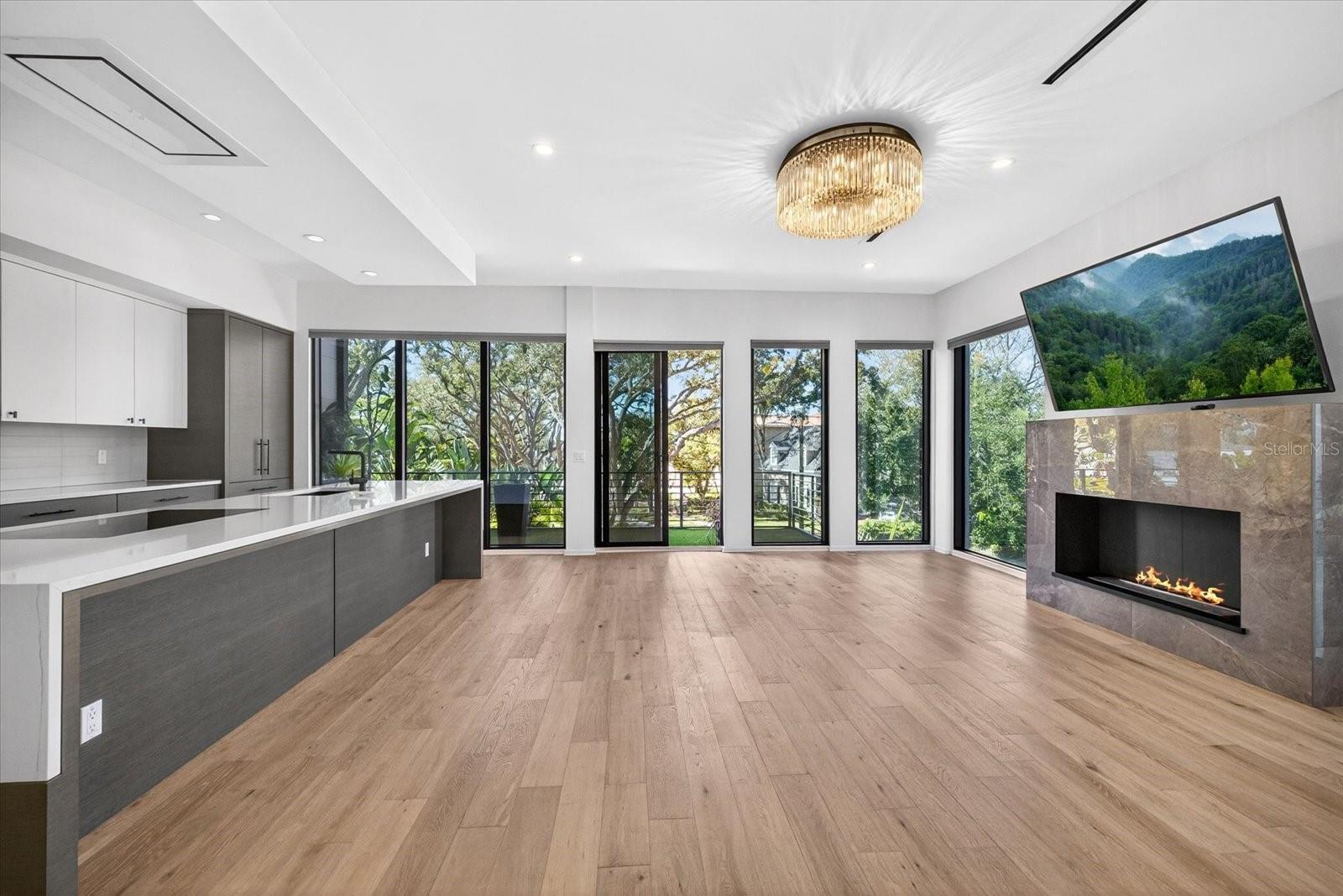 Image 27 of 64 For 94 Davis Boulevard