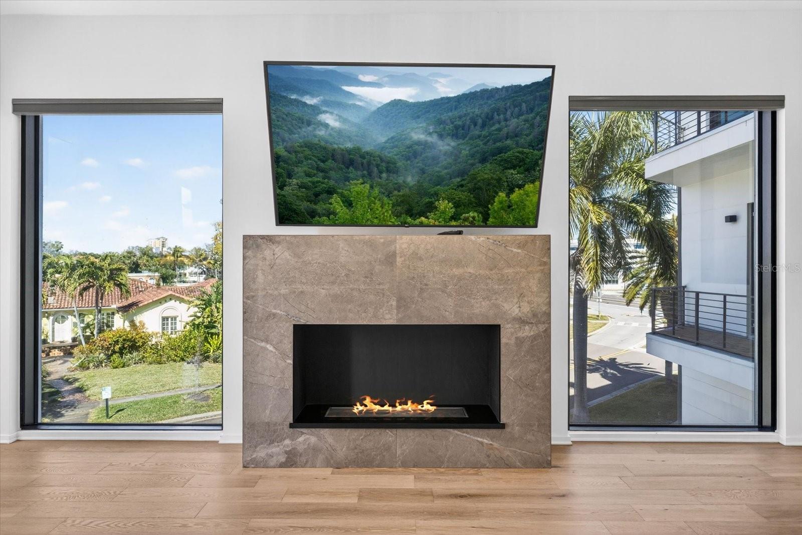 Image 29 of 64 For 94 Davis Boulevard