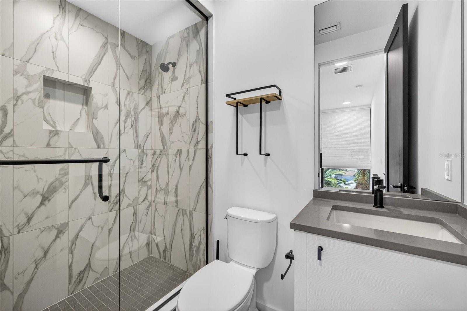 Image 39 of 64 For 94 Davis Boulevard