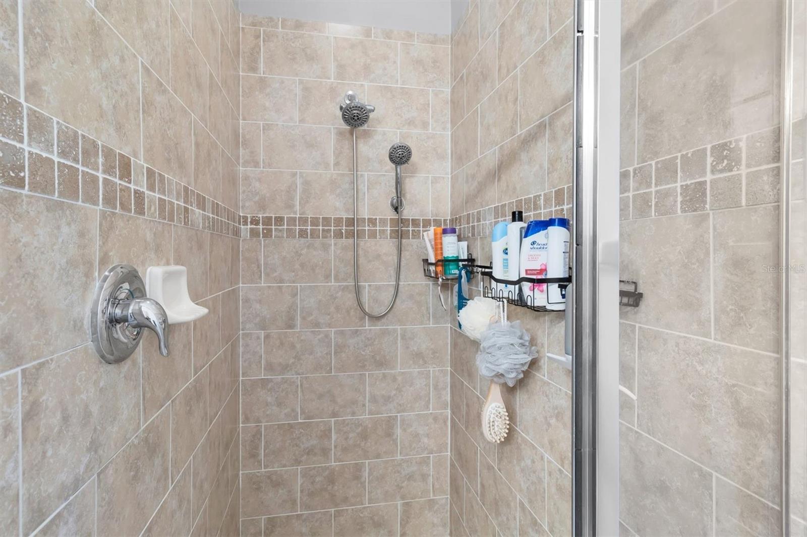 Image 19 of 39 For 11222 Port Douglas Drive