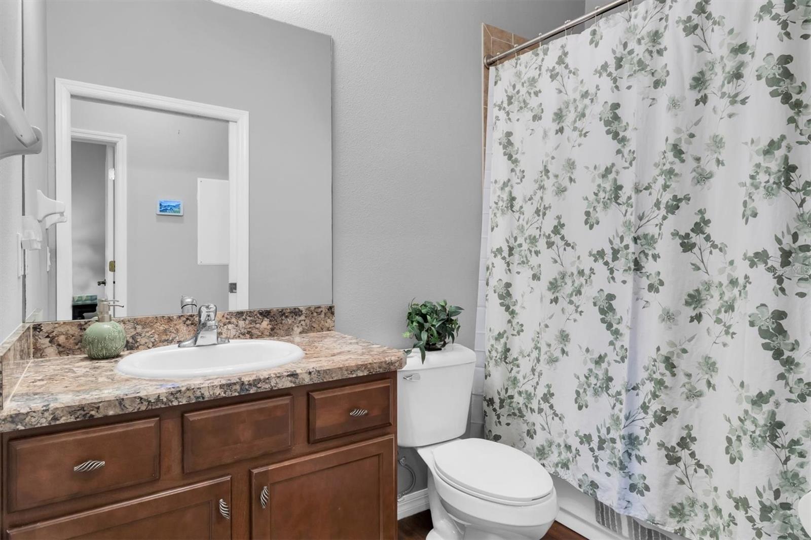 Image 23 of 39 For 11222 Port Douglas Drive