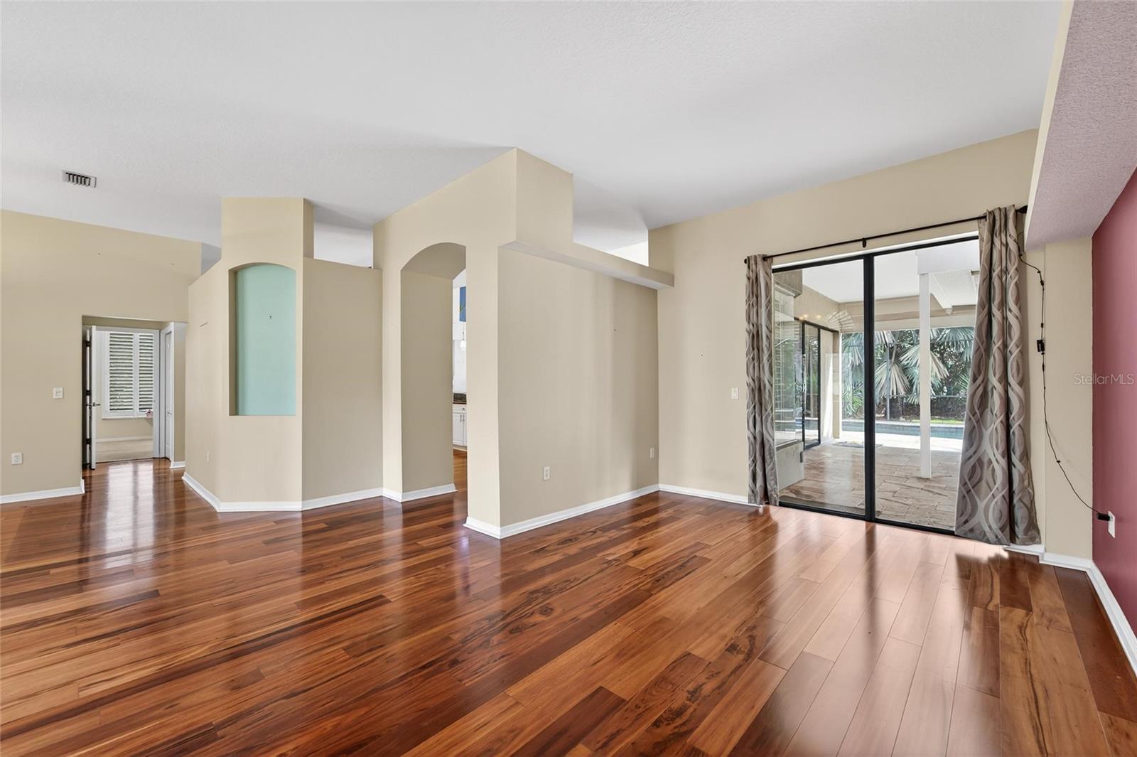 Image 10 of 65 For 5018 Sylvan Oaks Drive