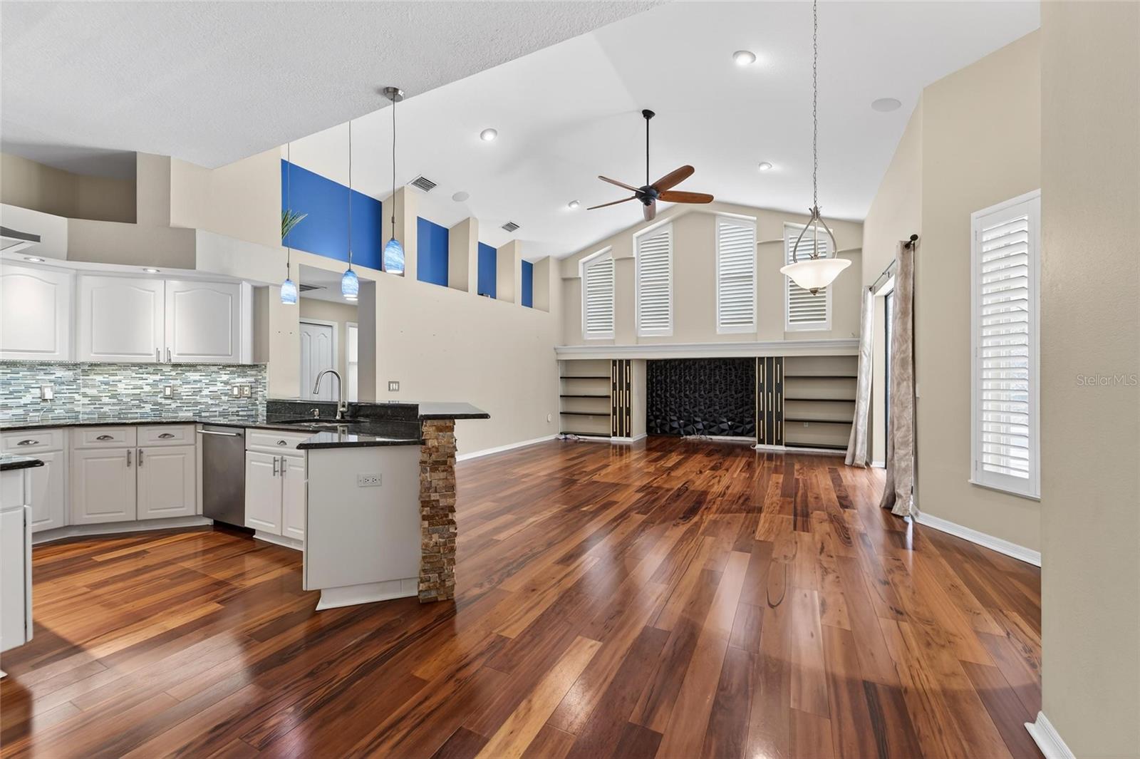 Image 13 of 65 For 5018 Sylvan Oaks Drive