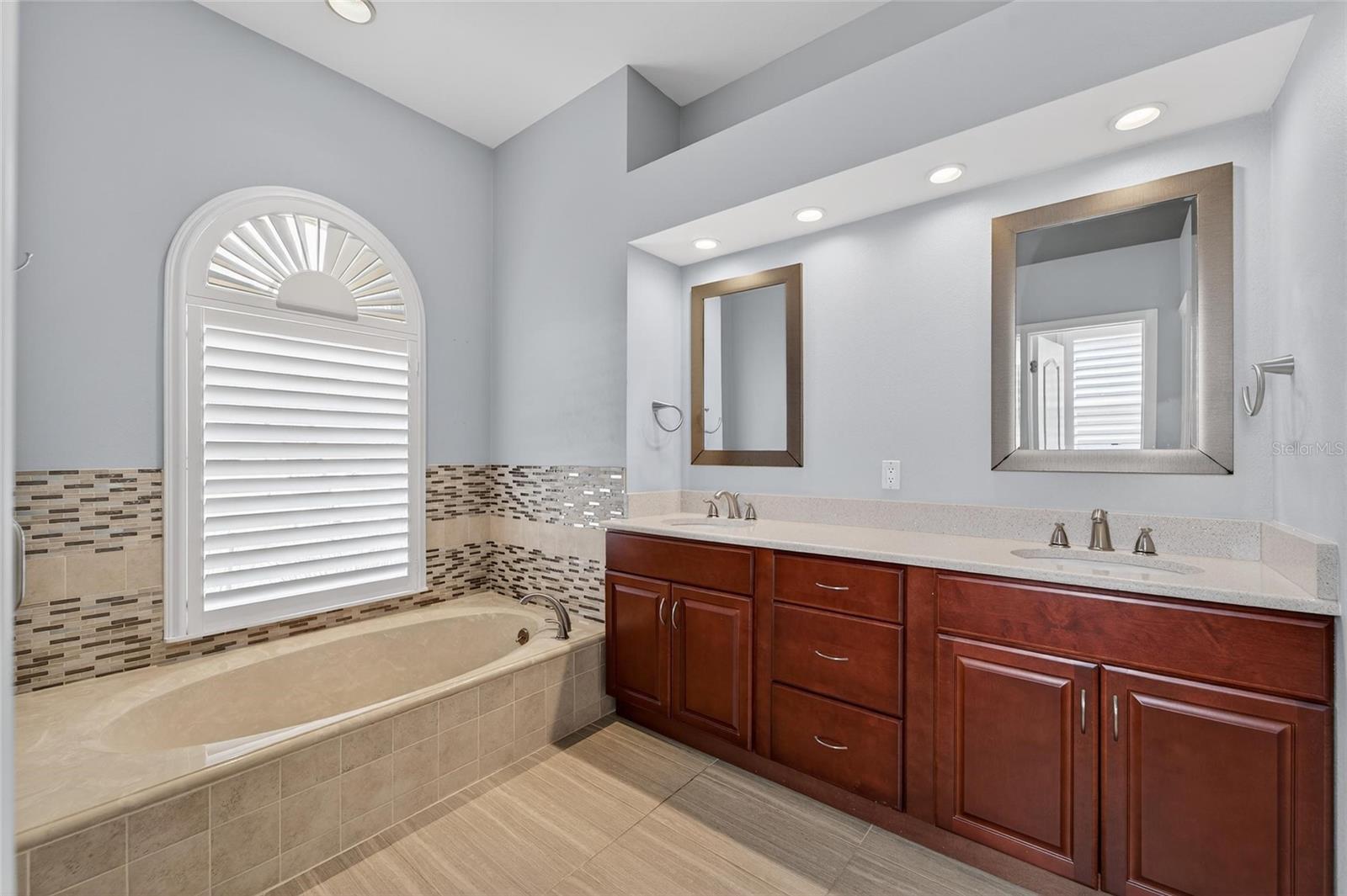 Image 30 of 65 For 5018 Sylvan Oaks Drive