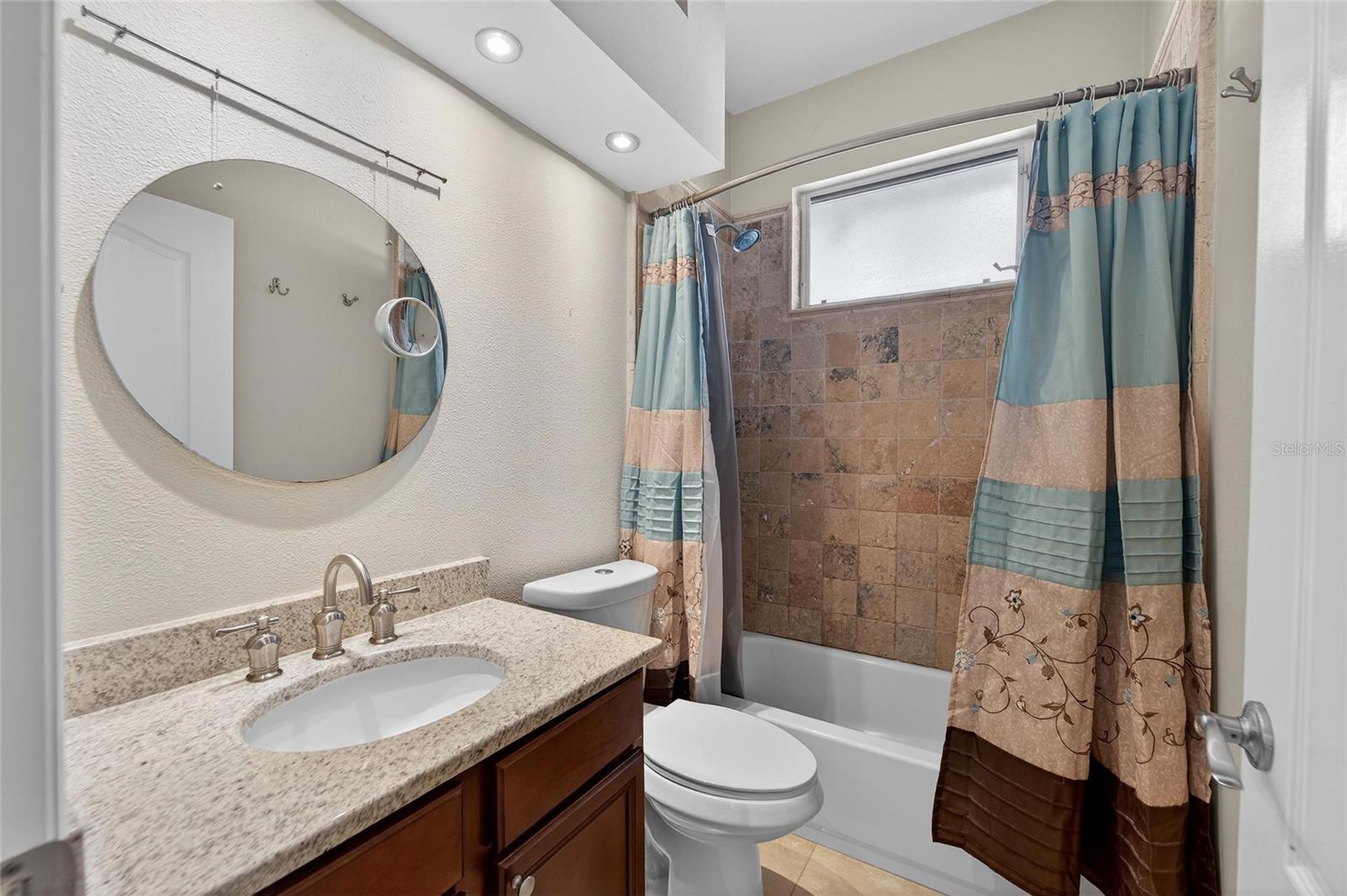 Image 39 of 65 For 5018 Sylvan Oaks Drive