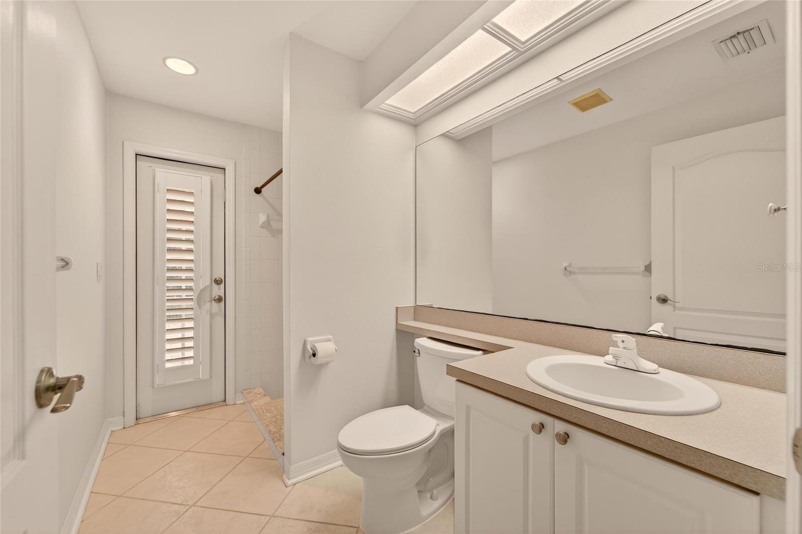 Image 46 of 65 For 5018 Sylvan Oaks Drive