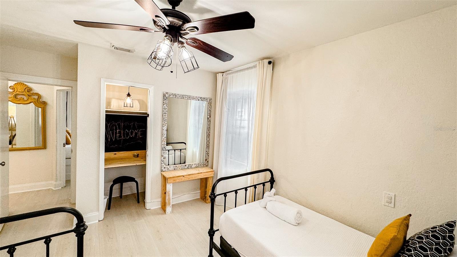 Image 37 of 55 For 609 Louisiana Avenue