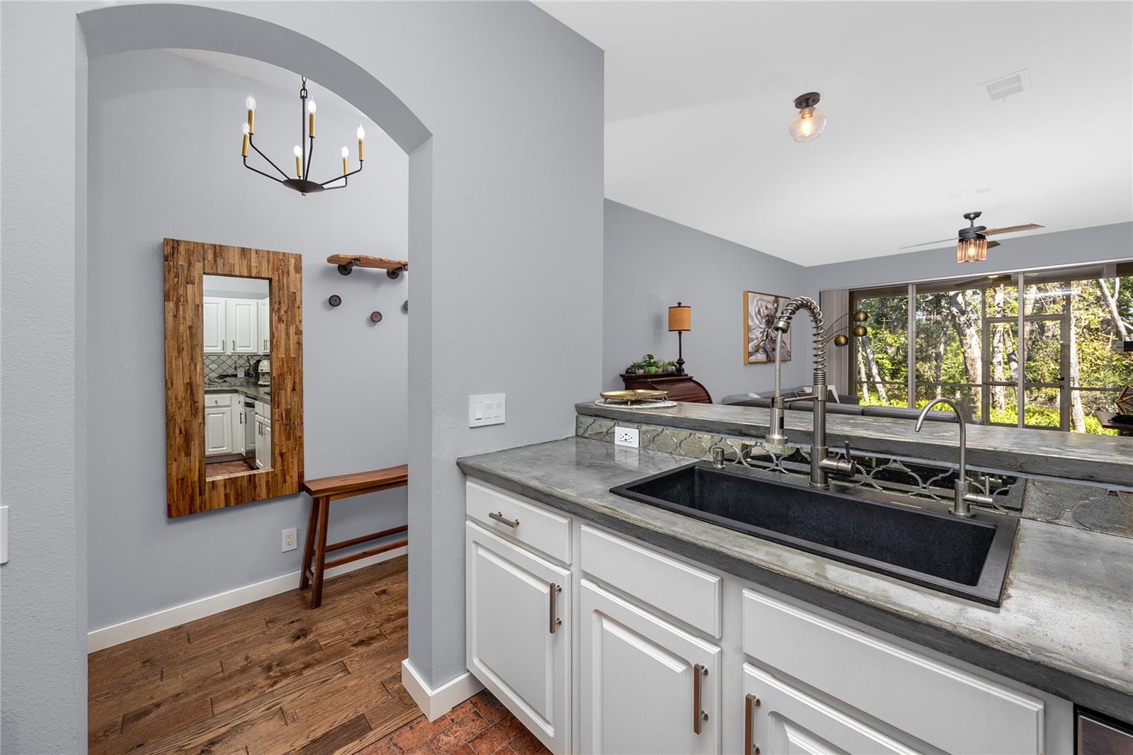 Image 6 of 33 For 3637 Country Pointe Place