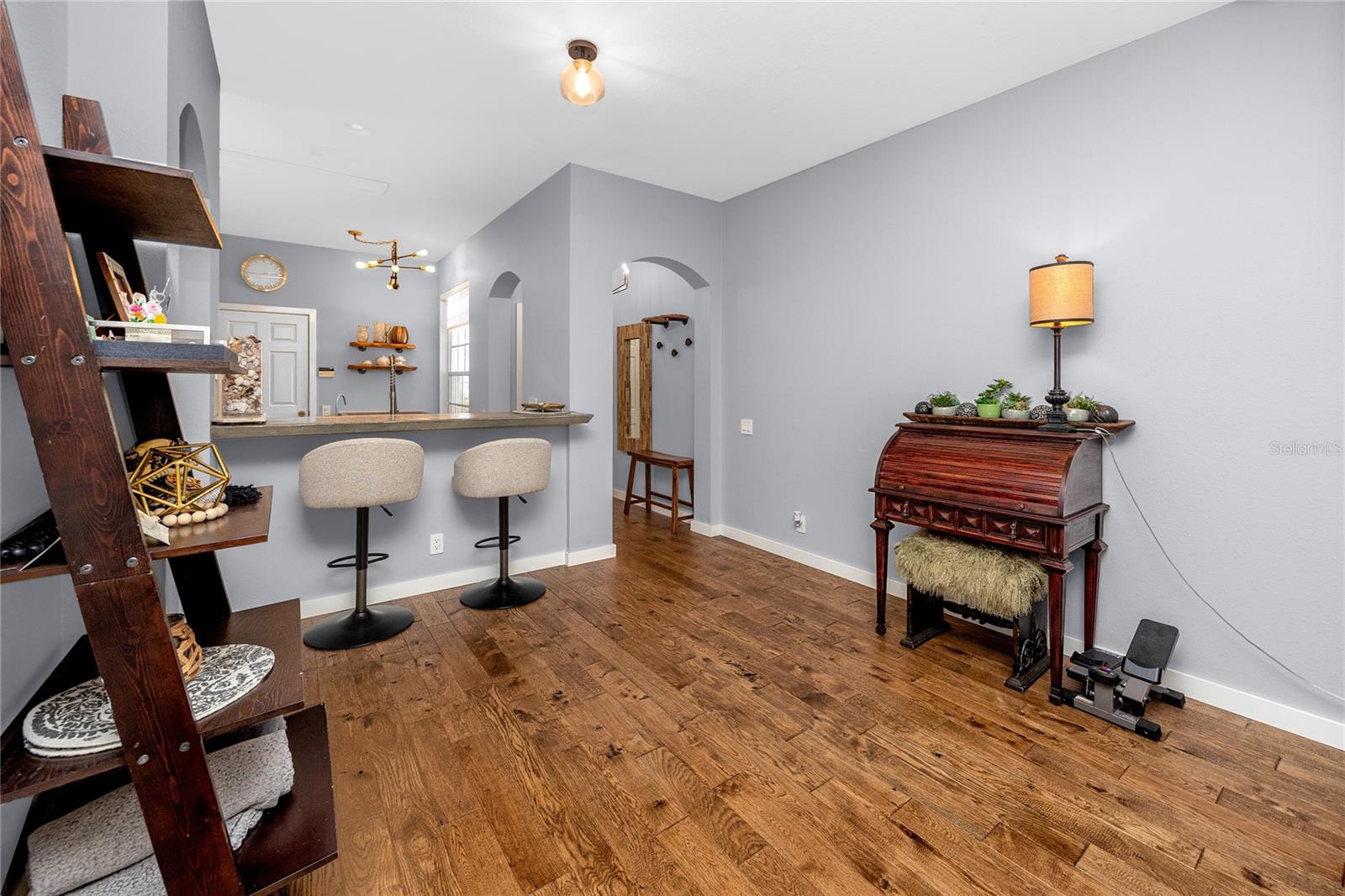 Image 8 of 33 For 3637 Country Pointe Place