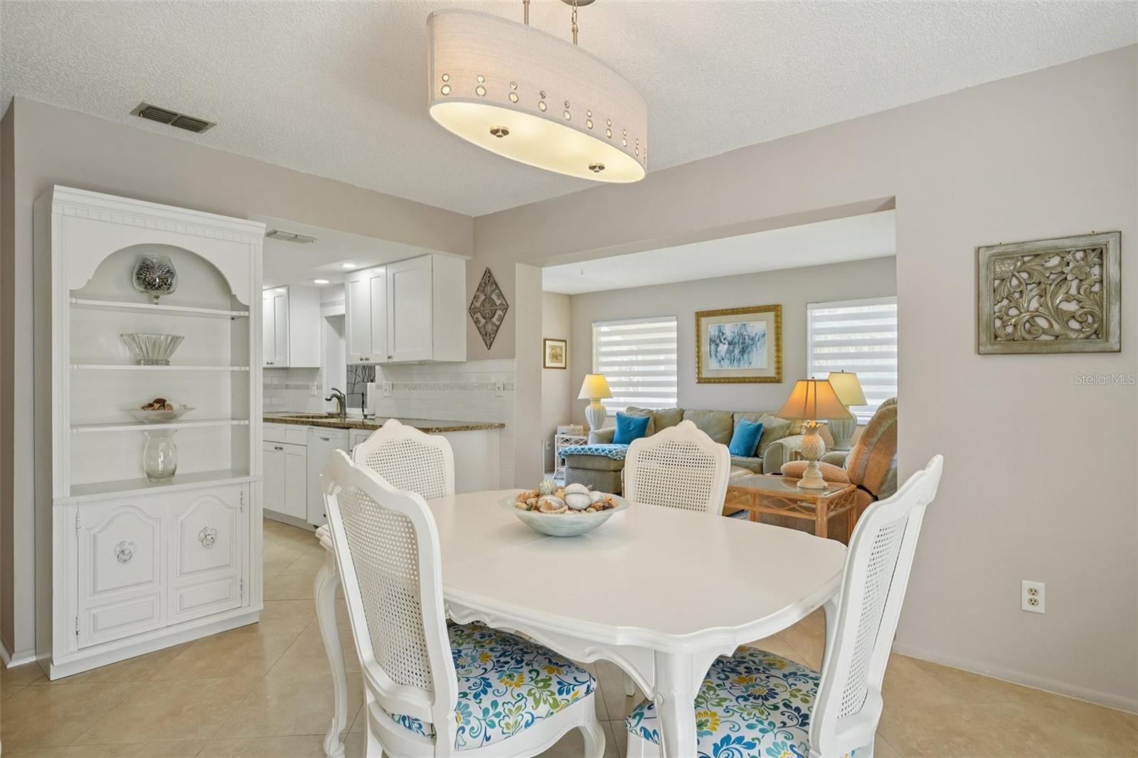 Image 11 of 38 For 2149 Malcolm Drive