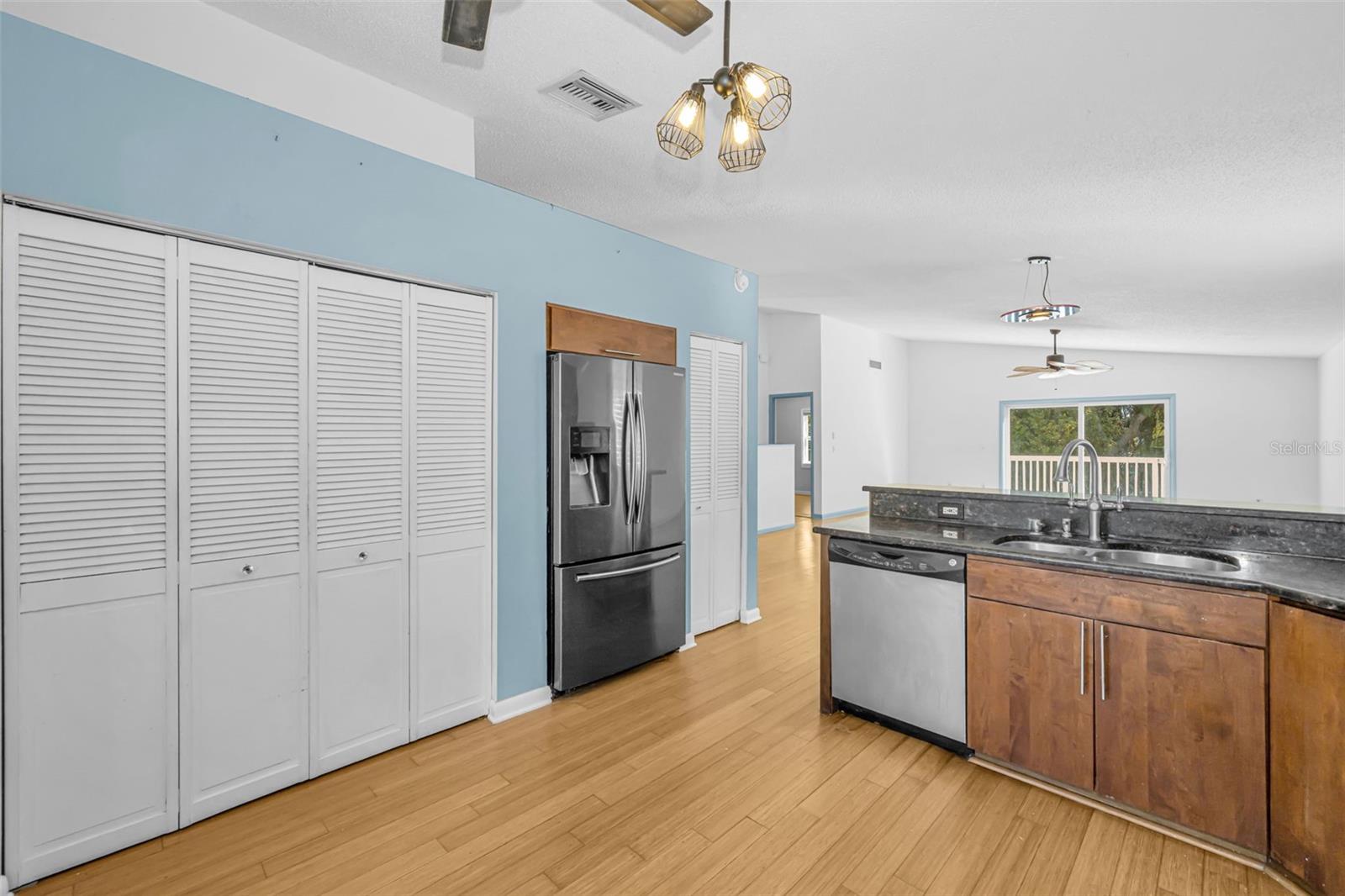 Image 21 of 45 For 105 Peterson Lane