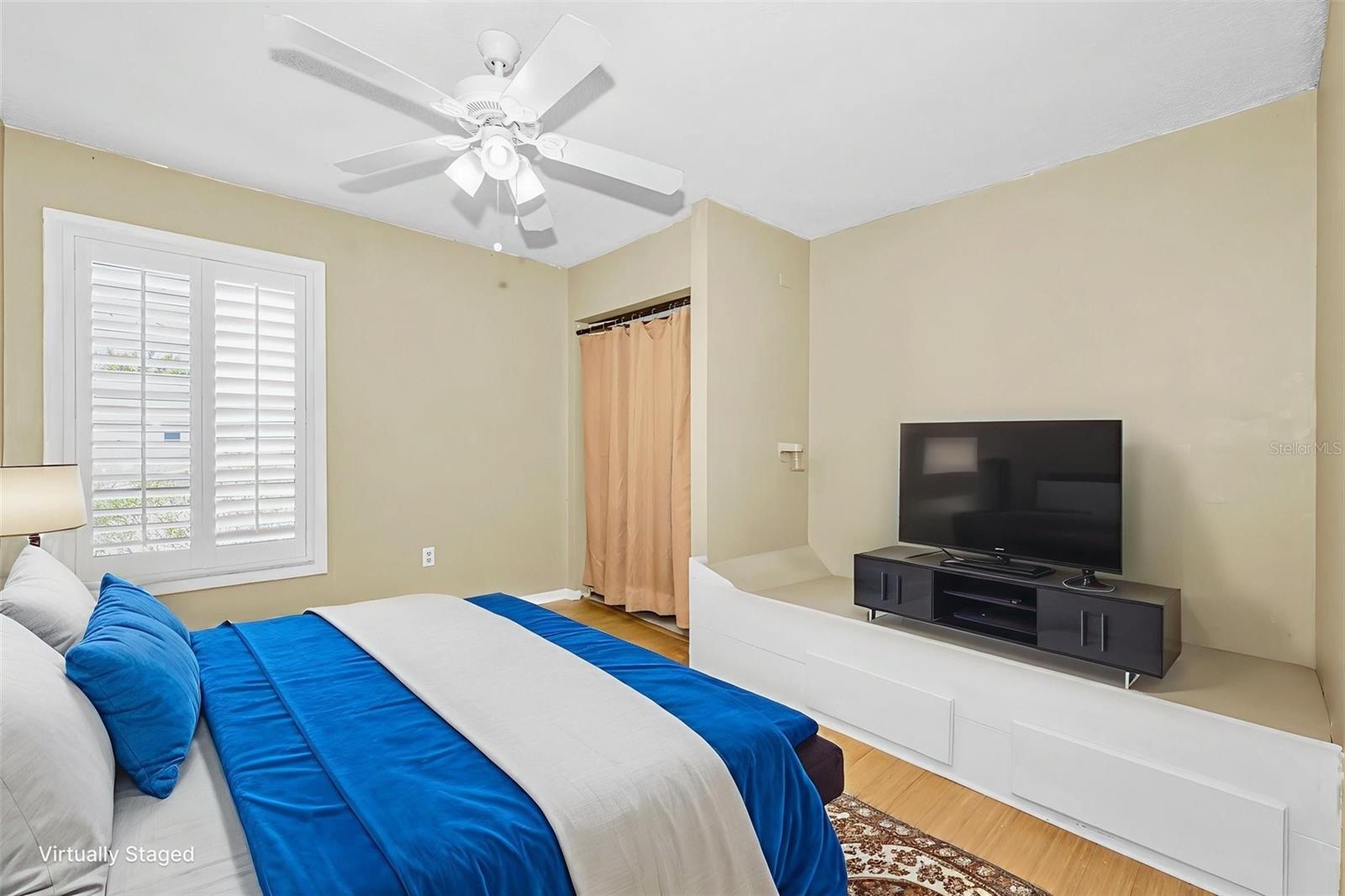 Image 35 of 45 For 105 Peterson Lane