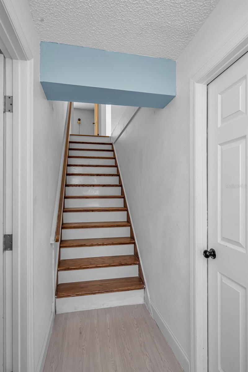 Image 6 of 45 For 105 Peterson Lane