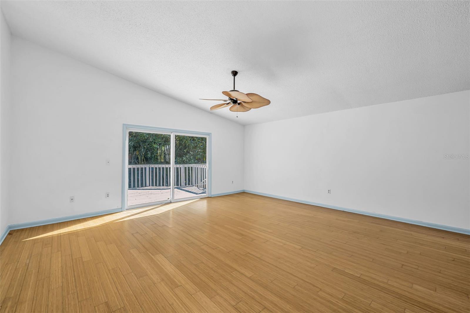 Image 7 of 45 For 105 Peterson Lane