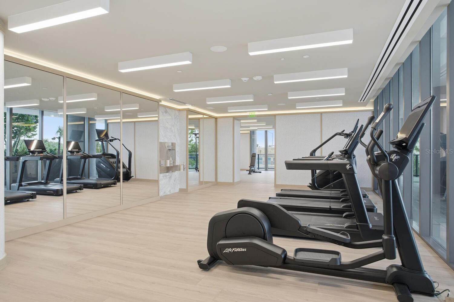 Image 25 of 81 For 3015 Ysabella Avenue 1203