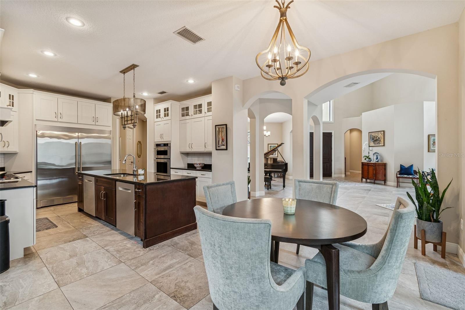 Image 13 of 42 For 2906 Hawthorne Road