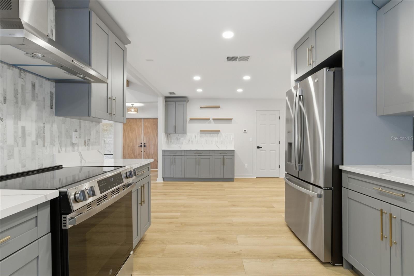 Image 18 of 35 For 2932 Sweetgum Way S