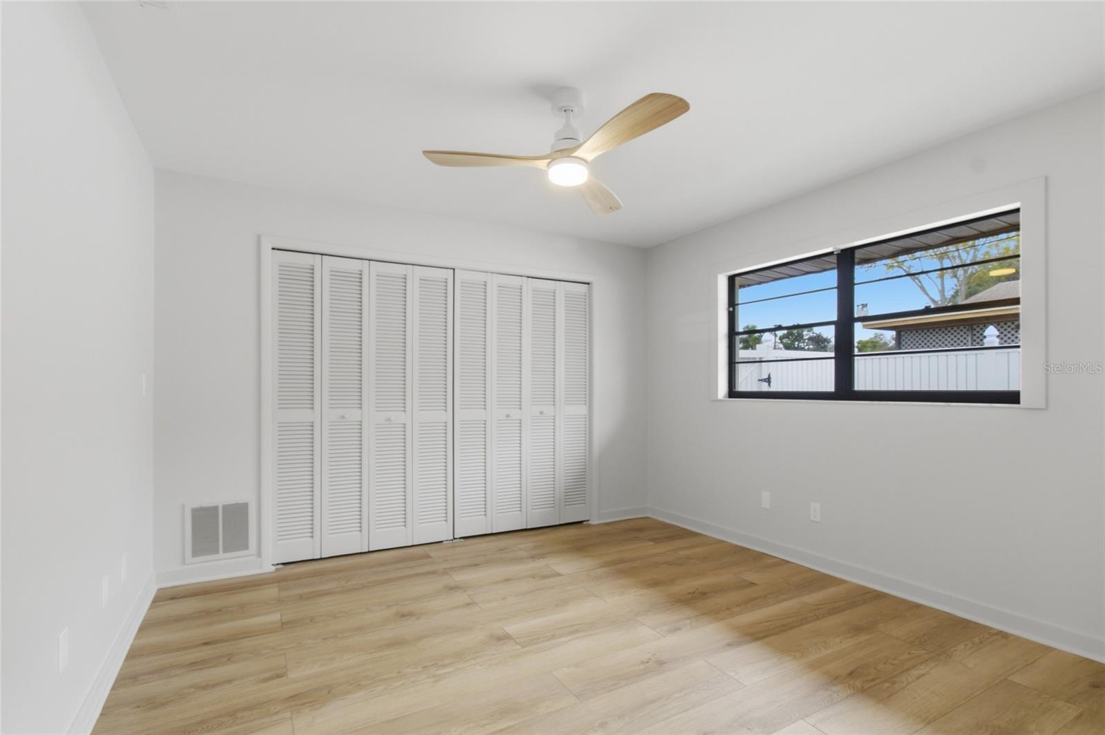 Image 22 of 35 For 2932 Sweetgum Way S