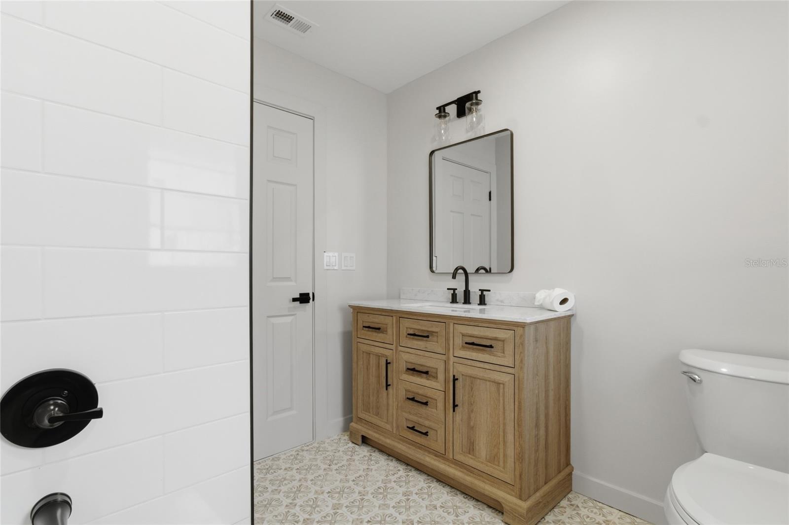 Image 25 of 35 For 2932 Sweetgum Way S