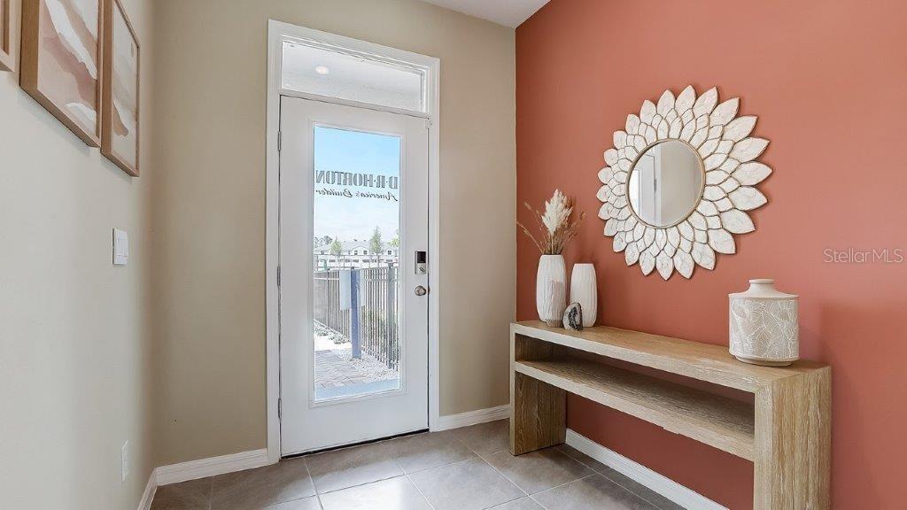 Image 5 of 19 For 11118 Velvet Apricot Drive