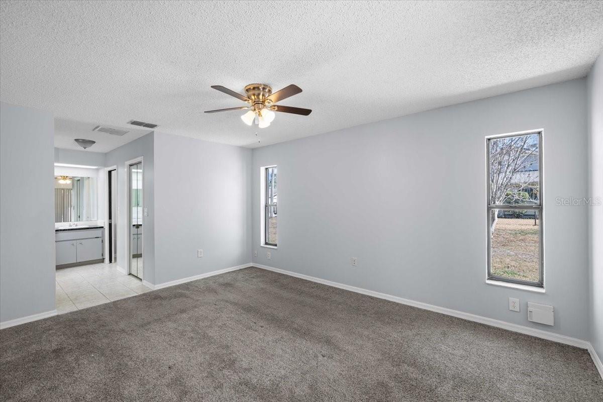 Listing photo id 13 for 8446 Gallup Road