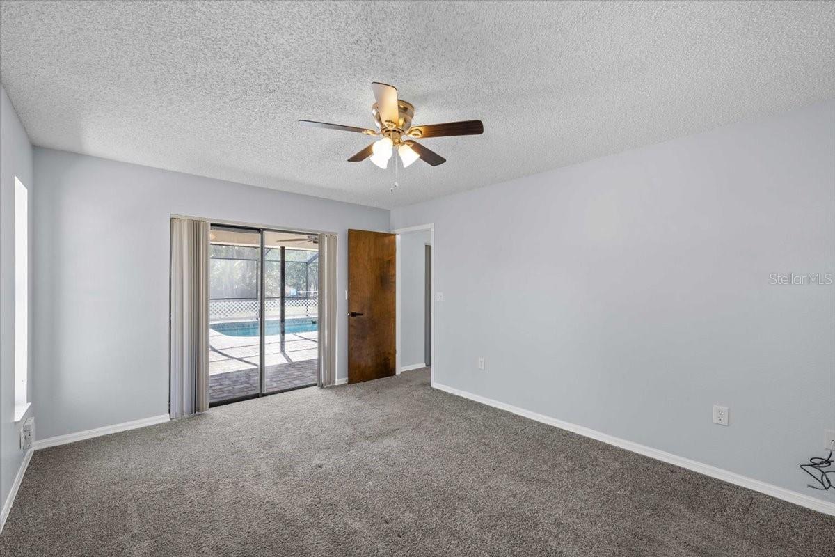 Listing photo id 14 for 8446 Gallup Road