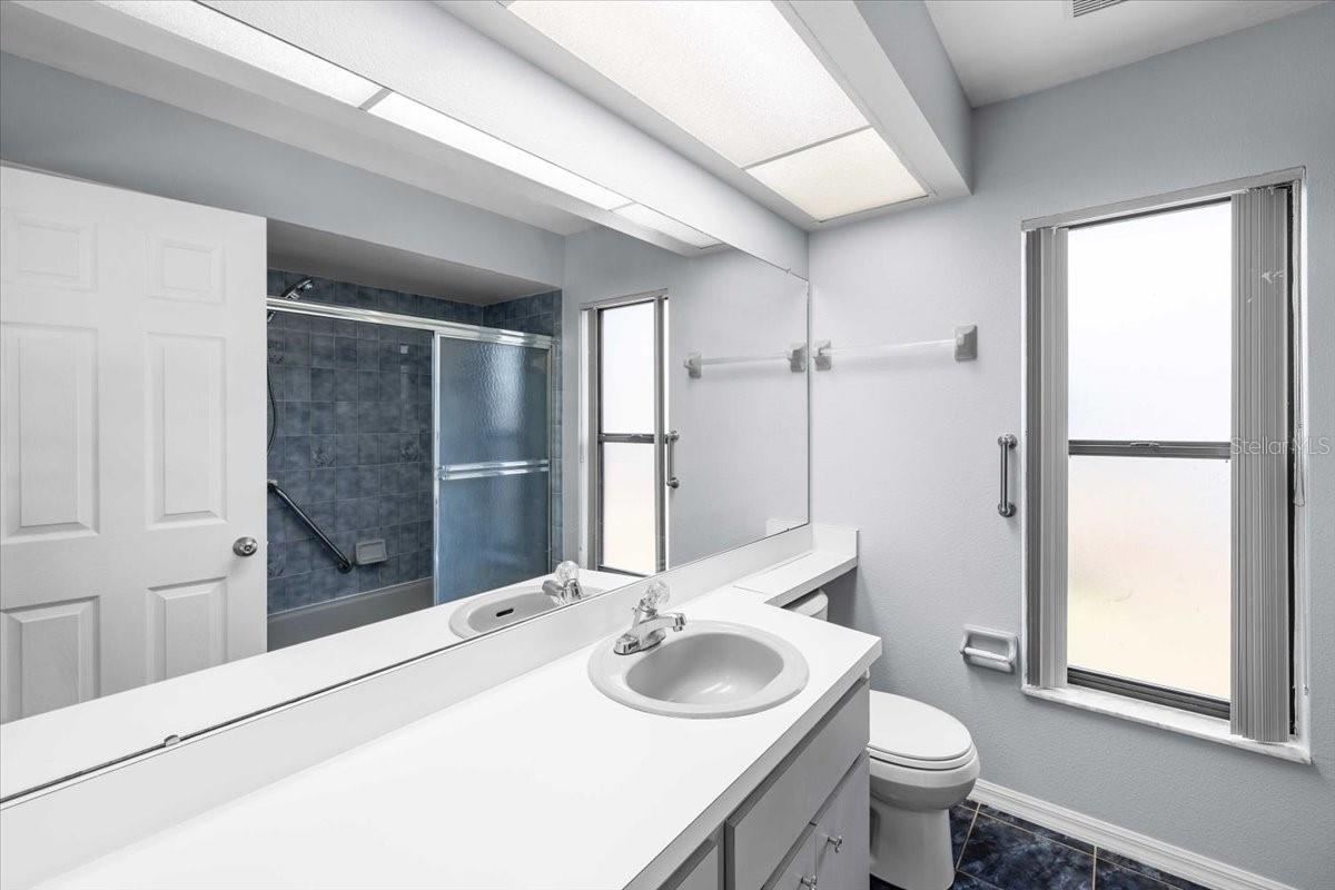 Listing photo id 19 for 8446 Gallup Road