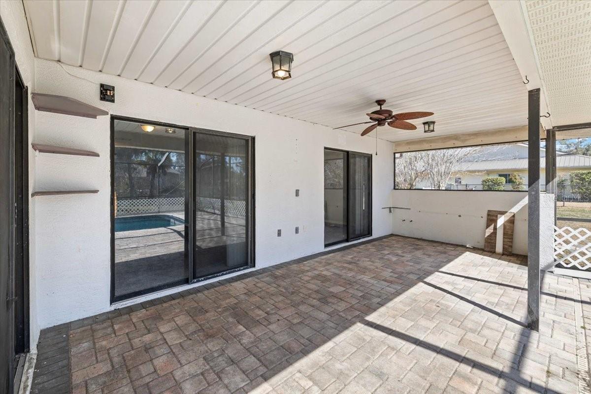 Listing photo id 24 for 8446 Gallup Road