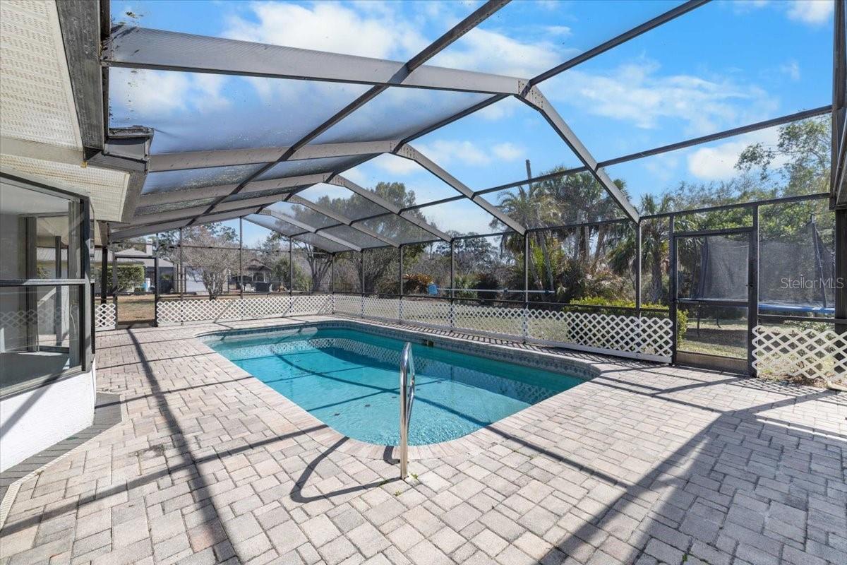 Listing photo id 25 for 8446 Gallup Road