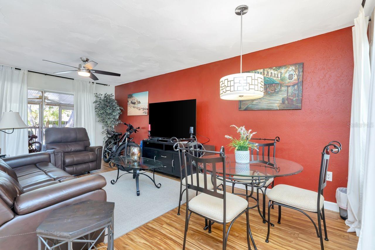 Image 11 of 33 For 3765 41st Street S K