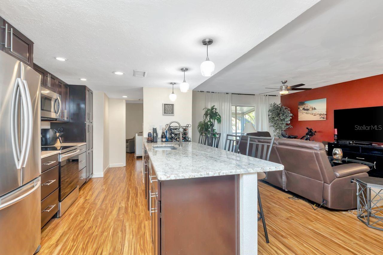 Image 6 of 33 For 3765 41st Street S K