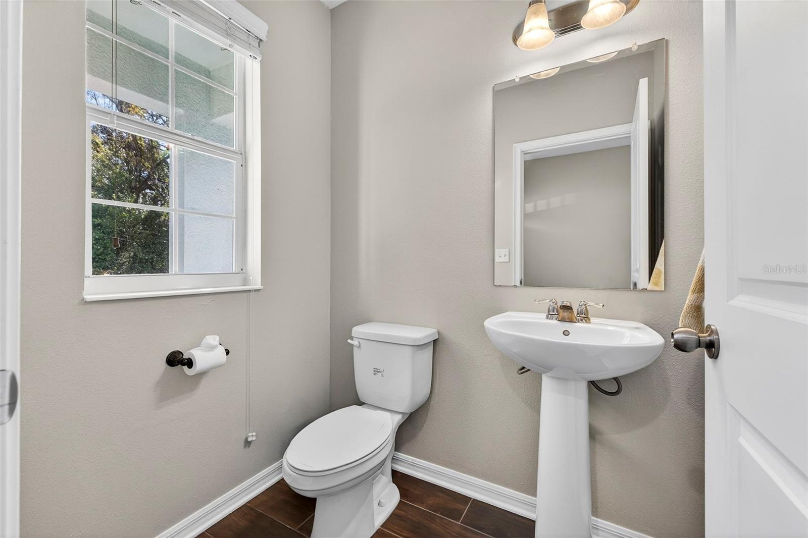 Image 16 of 31 For 3718 31st Street