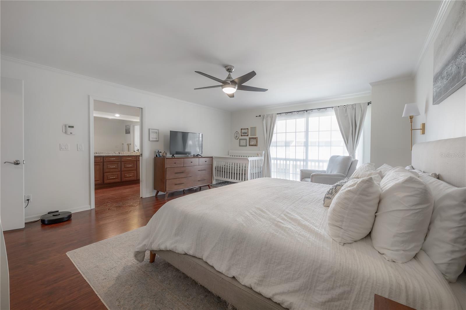 Image 22 of 41 For 2609 Ballast Point Boulevard