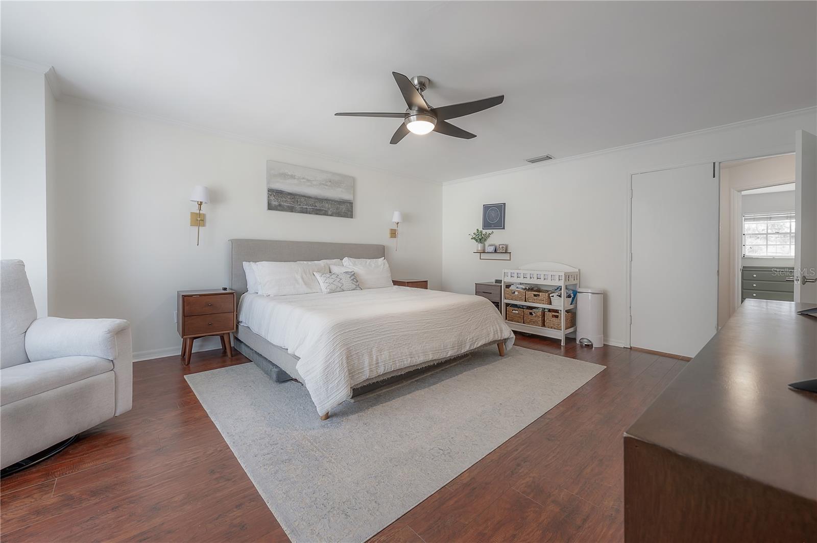 Image 23 of 41 For 2609 Ballast Point Boulevard