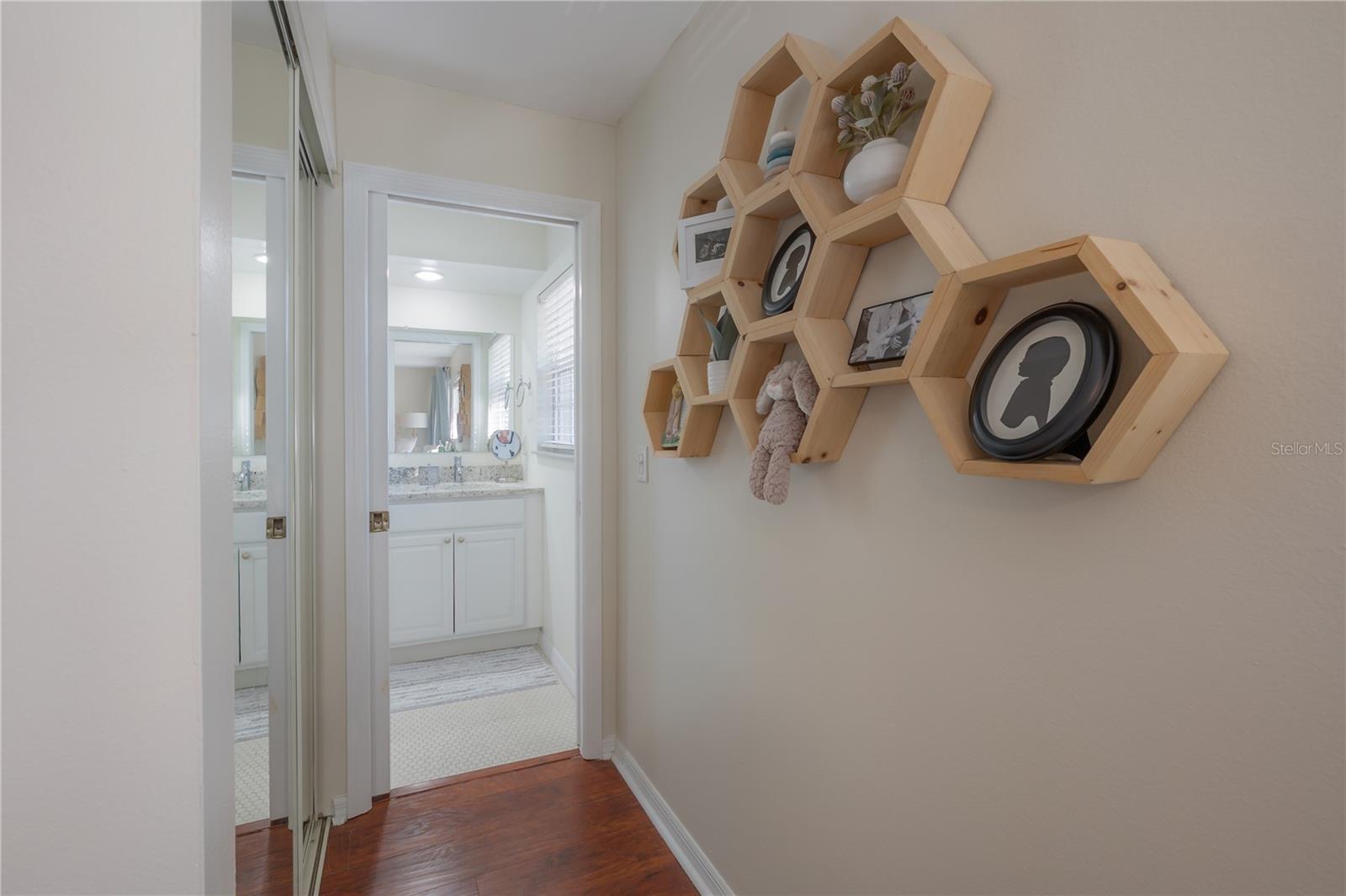 Image 32 of 41 For 2609 Ballast Point Boulevard