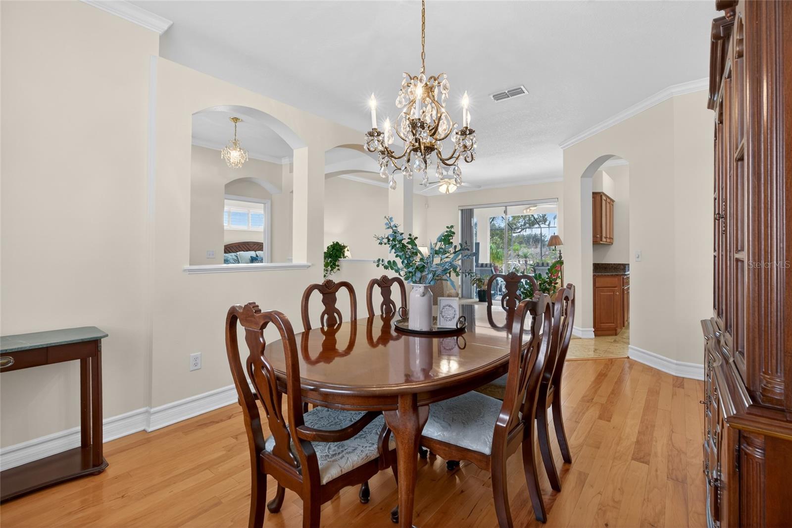 Image 32 of 80 For 19902 Dolores Ann Court